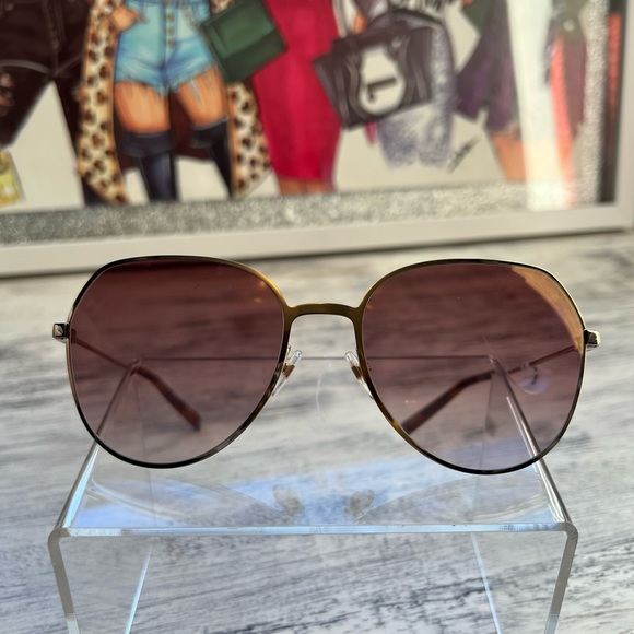 SALE JUST TODAY🌻GIVENCHY flat aviator sunglasses 🌼✨ - Picture 6 of 16